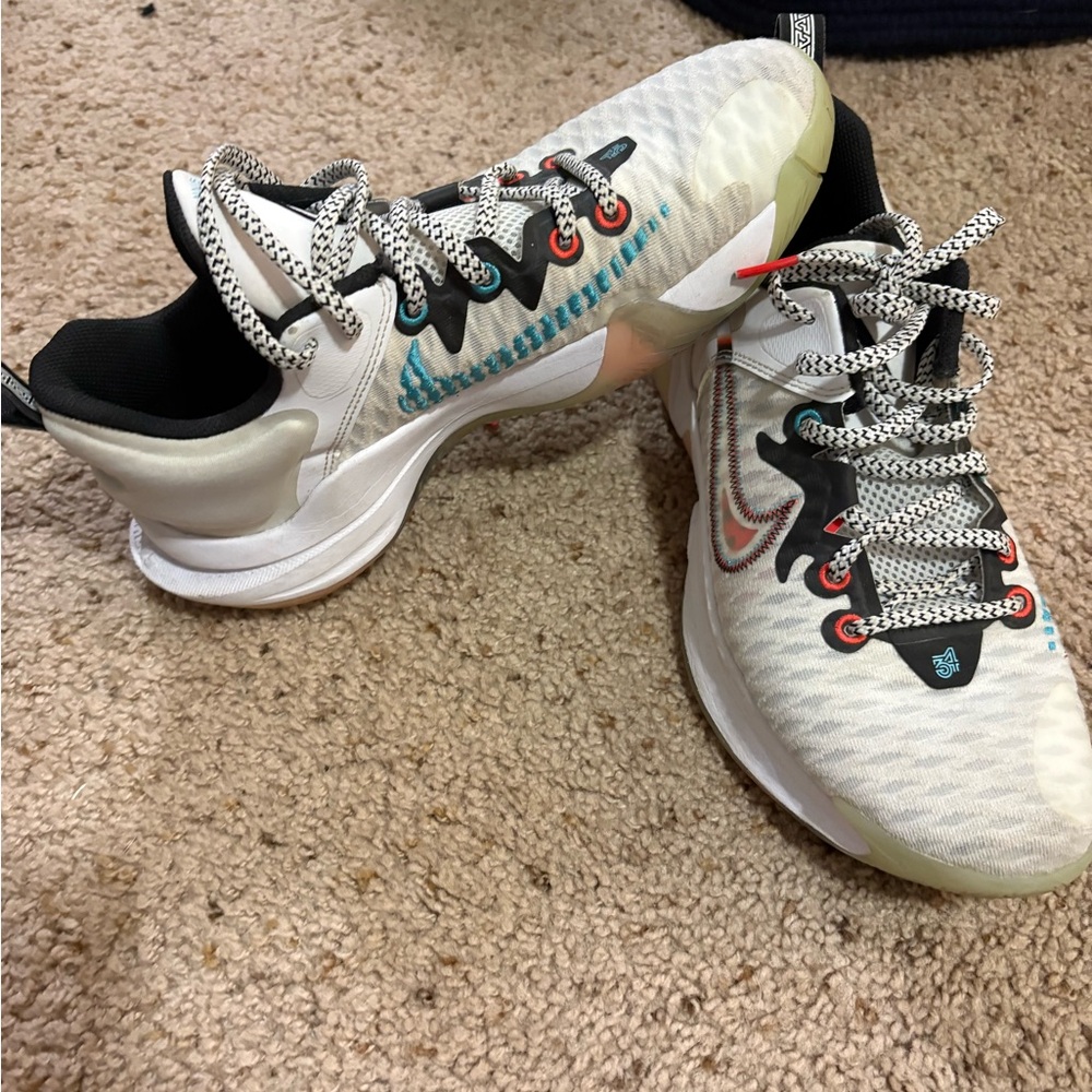 NIKE GIANNIS IMMORTALITY Athletic Sneakers with Teal and Red Accents